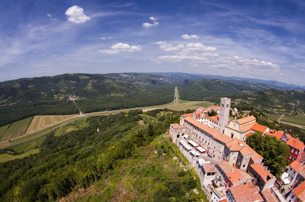 Guesthouse Villa Marija Motovun Esterno foto
