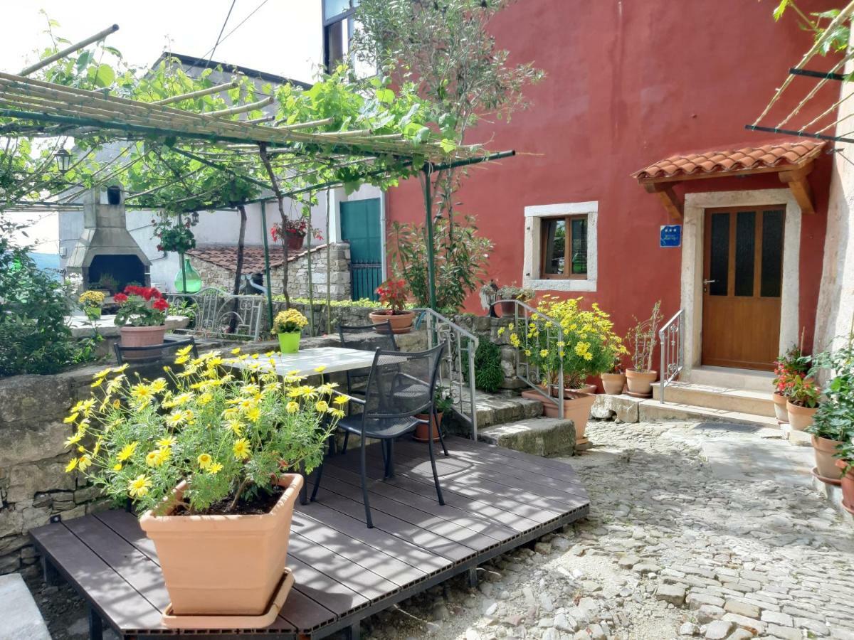 Guesthouse Villa Marija Motovun Esterno foto